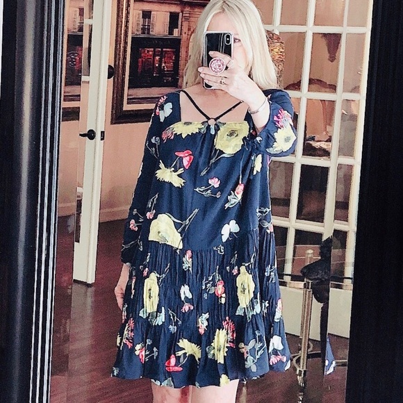 ENTRO navy blue floral swing dress 3/4 sleeves - Picture 4 of 6